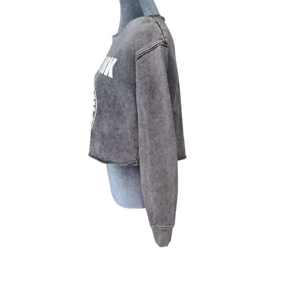 John Galt by Brandy Melville New York Graphic Cropped Sweatshirt - Picture 3 of 4